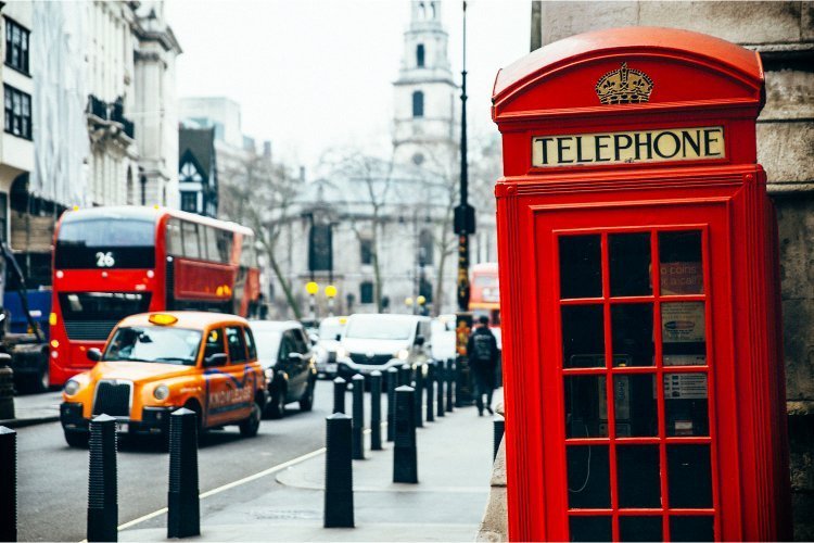 The 6 Best Money Belts for European Travel • (2023 Reviews)